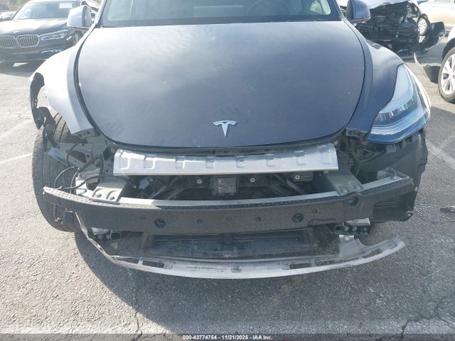 2020 TESLA MODEL Y 5YJYGDEE6LF053141 Photo 5