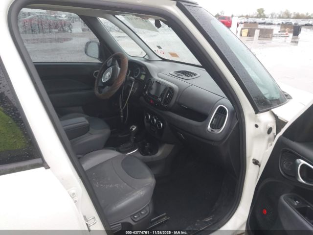 2017 FIAT 500L ZFBCFADH8HZ040189 Photo 4