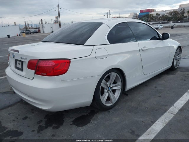 2011 Bmw 328i მანქანა იყიდება აუქციონზე, vin: WBADW7C55BE545226, აუქციონის ნომერი: 43774815