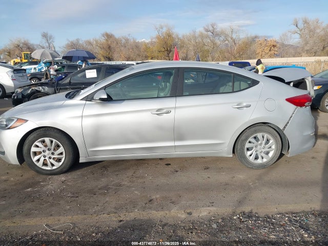 Hyundai ELANTRA SE 2017 5NPD74LF9HH201544 Image 14