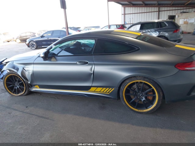 WDDWJ8HB5HF428270 Mercedes-Benz Amg C 63 S
