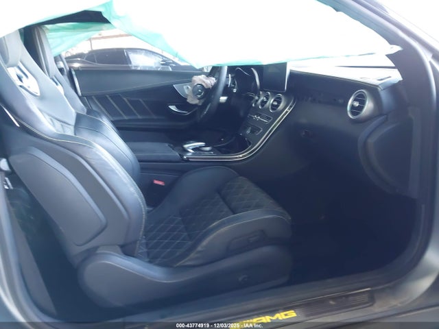 2017 MERCEDES-BENZ AMG C 63 WDDWJ8HB5HF428270 Photo 4