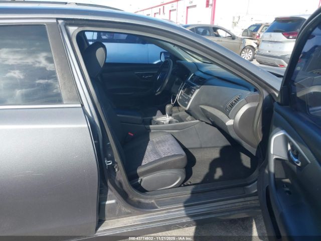2016 NISSAN ALTIMA 1N4AL3AP5GN311399 Photo 4