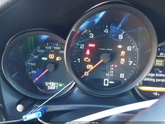 2017 PORSCHE MACAN WP1AA2A54HLB80910 Photo 6