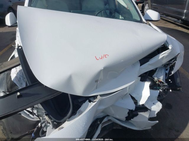 2021 TESLA MODEL Y 5YJYGDEE6MF240929 Photo 9