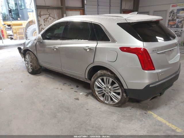 43774981 :رقم المزاد ، 1GYKNFRS6KZ241278 vin ، 2019 Cadillac Xt5 Premium Luxury مزاد بيع