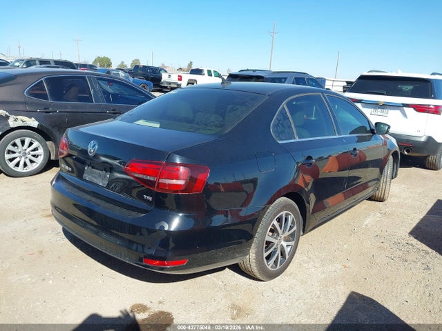 2017 VOLKSWAGEN JETTA 3VWDB7AJ8HM334620 Photo 3