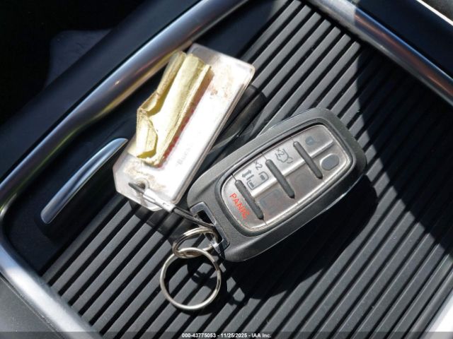 2024 CHRYSLER PACIFICA HYBRID 2C4RC1S76RR117955 Photo 10