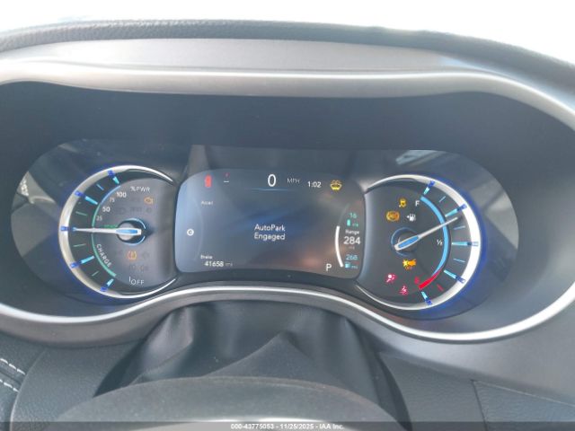 2024 CHRYSLER PACIFICA HYBRID 2C4RC1S76RR117955 Photo 6