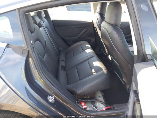 2018 TESLA MODEL 3 5YJ3E1EA3JF036743 Photo 7