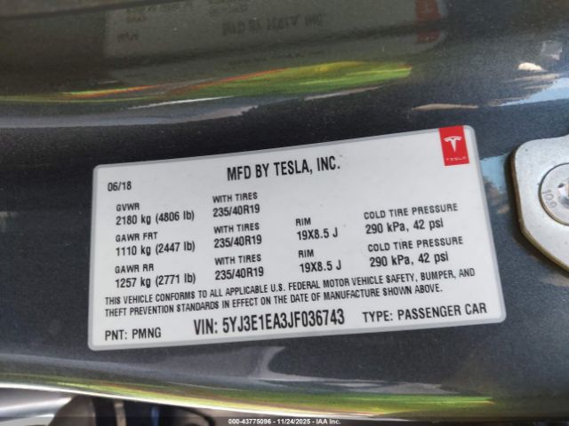2018 TESLA MODEL 3 5YJ3E1EA3JF036743 Photo 8