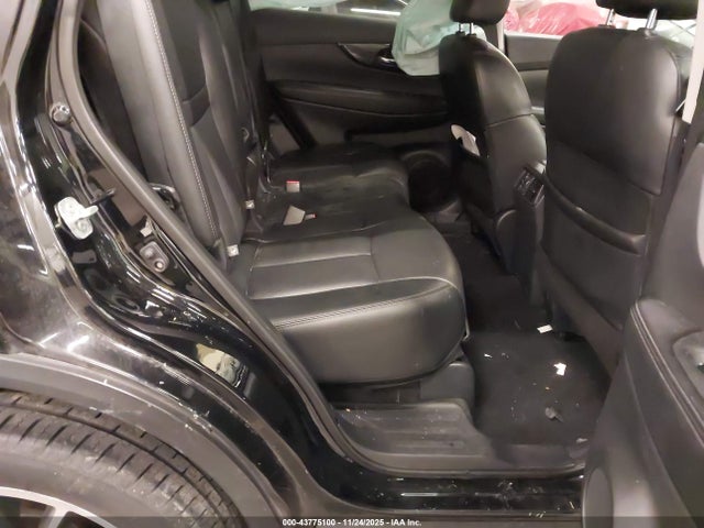 5N1AT2MV1KC824180 Nissan Rogue Sl