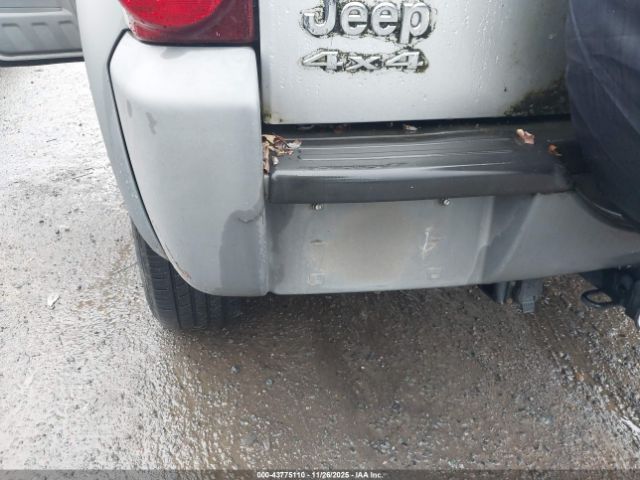2005 JEEP LIBERTY 1J4GL48K05W623751 Photo 5