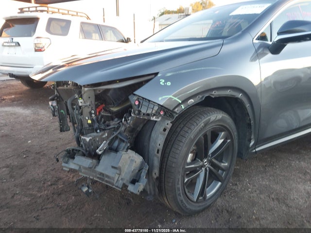 2024 Lexus Nx 450h+ Luxury მანქანა იყიდება აუქციონზე, vin: JTJHKCFZ9R2021559, აუქციონის ნომერი: 43775180