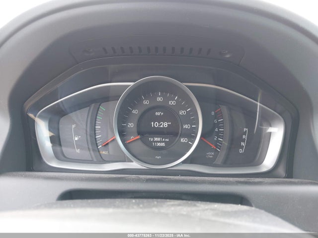 YV4612RJ8F2645665 Volvo Xc60 T5