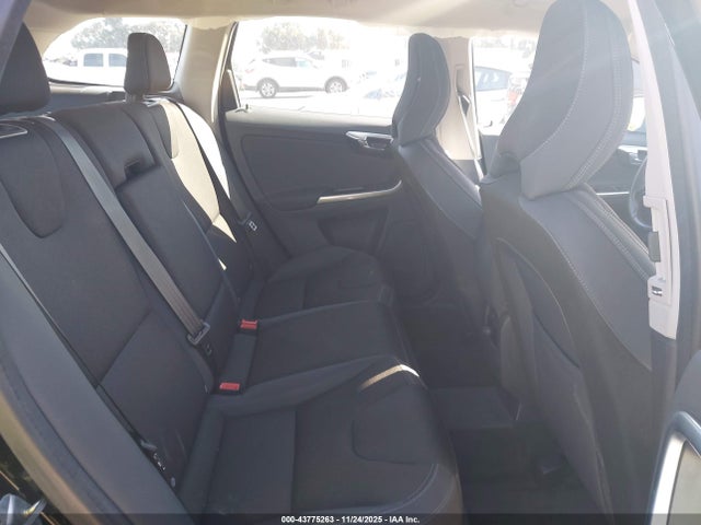 YV4612RJ8F2645665 Volvo Xc60 T5