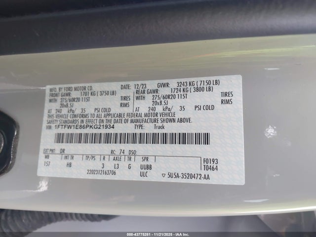 Ford F-150 Lariat 2023 1FTFW1E86PKG21934 Image 9
