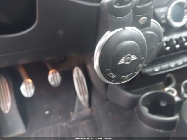 2011 MINI COOPER S COUNTRYMAN WMWZC5C50BWH99832 Photo 10