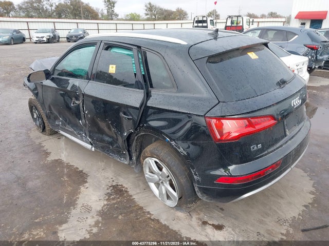 2018 AUDI Q5 WA1ANAFY8J2035295 Photo 2