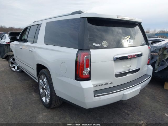 2016 GMC YUKON XL 1GKS2HKJ0GR439541 Photo 2