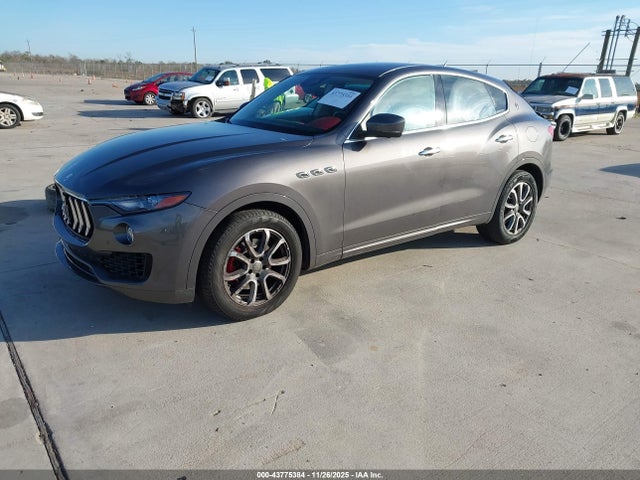 ZN661XUA0KX320561 Maserati Levante
