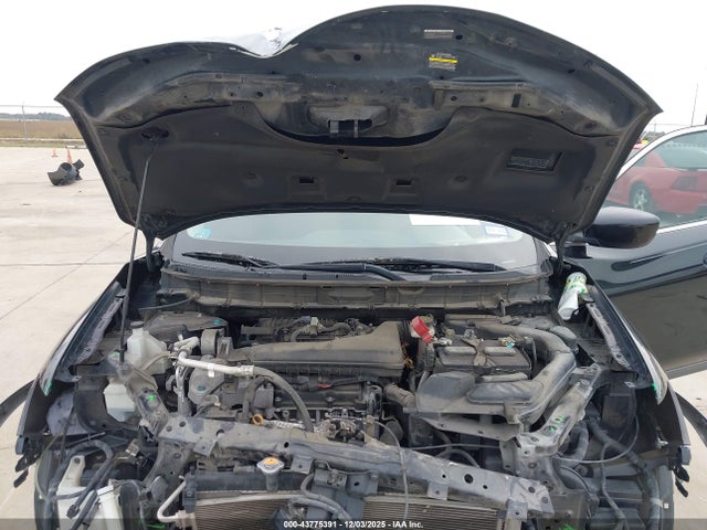 Nissan ROGUE S 2017 KNMAT2MT1HP598890 Image 10