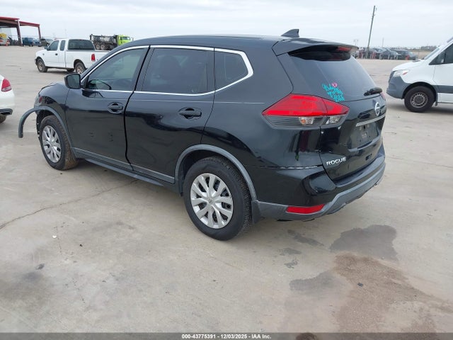 Nissan ROGUE S 2017 KNMAT2MT1HP598890 Image 3
