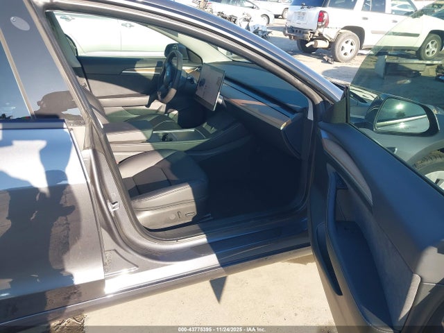 Aukcja sprzedaży 2023 Tesla Model 3 Rear-wheel Drive, vin: 5YJ3E1EA7PF647710, numer aukcji: 43775395