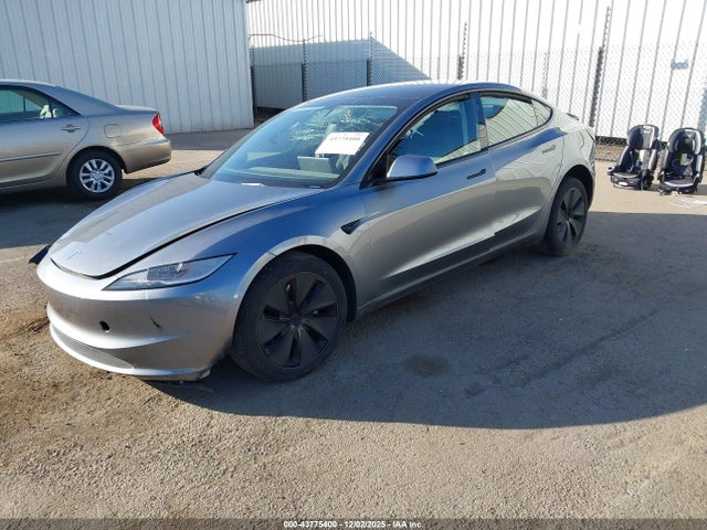 2025 TESLA MODEL 3 5YJ3E1EB1SF883691 Photo 1