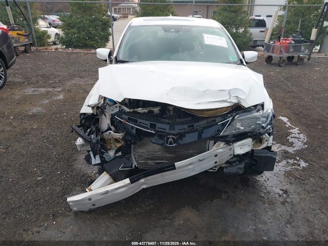 Продажа на аукционе авто 2017 Acura Ilx Premium Package/technology Plus Package, vin: 19UDE2F72HA014671, номер лота: 43775407