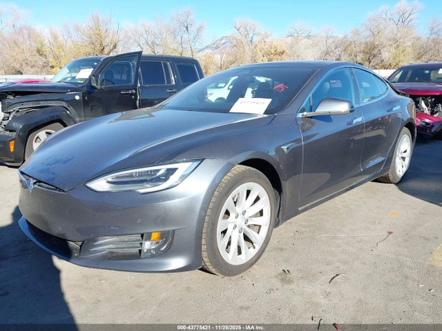 2018 TESLA MODEL S 5YJSA1E26JF261819 Photo 1