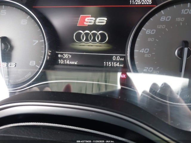 2013 AUDI S6 WAUJ2BFC2DN060945 Photo 6
