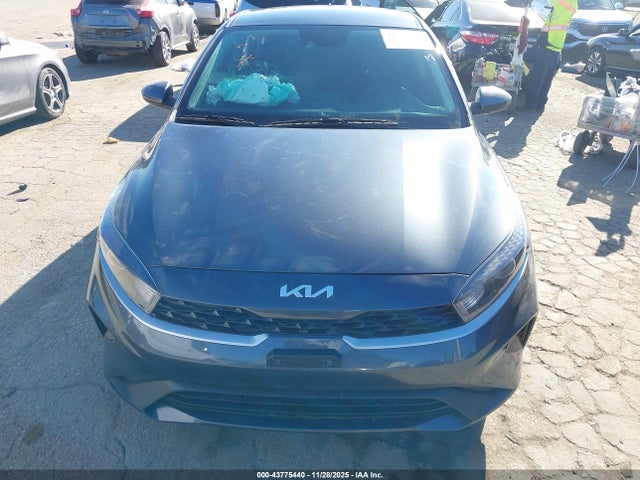 3KPF24AD1NE458870 KIA Forte Lxs