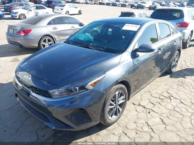 3KPF24AD1NE458870 KIA Forte Lxs