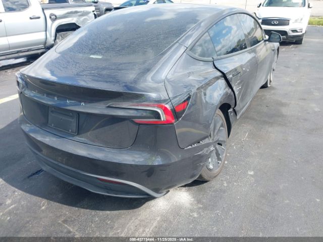 2025 TESLA MODEL 3 5YJ3E1EA0SF996684 Photo 5