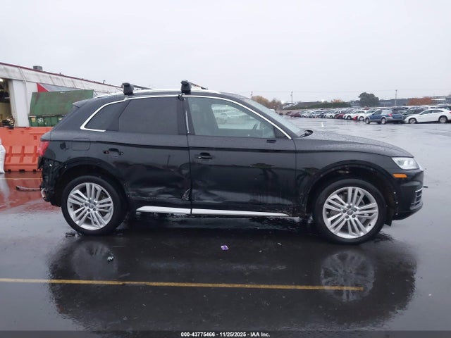WA1BNAFY5K2084752 Audi Q5 45 Premium