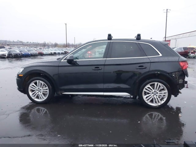 WA1BNAFY5K2084752 Audi Q5 45 Premium
