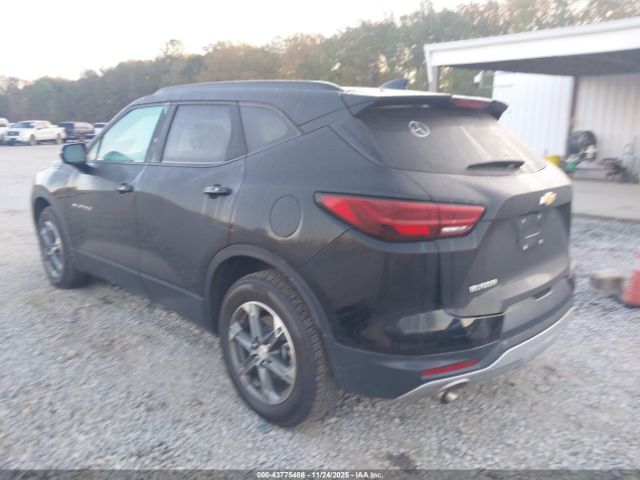 2024 CHEVROLET BLAZER 3GNKBDRS4RS194480 Photo 2
