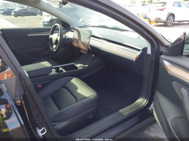 2023 TESLA MODEL 3 5YJ3E1EA1PF696837 Photo 4