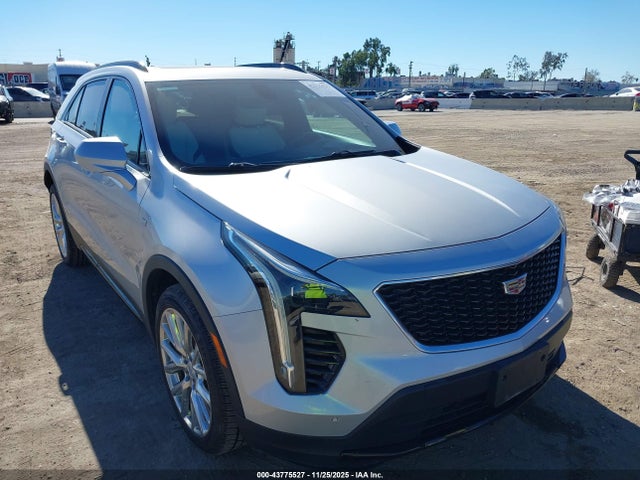 2019 CADILLAC XT4 1GYFZER47KF116373 Photo 0