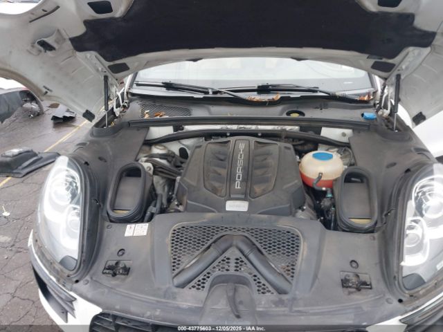 2017 PORSCHE MACAN WP1AB2A54HLB20087 Photo 9