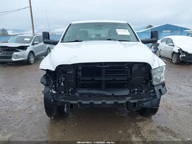 43775612 :رقم المزاد ، 1C6RR7KT0JS163550 vin ، 2018 Ram 1500 Tradesman  4x4 5'7 Box مزاد بيع