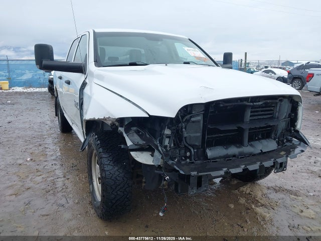 43775612 :رقم المزاد ، 1C6RR7KT0JS163550 vin ، 2018 Ram 1500 Tradesman  4x4 5'7 Box مزاد بيع