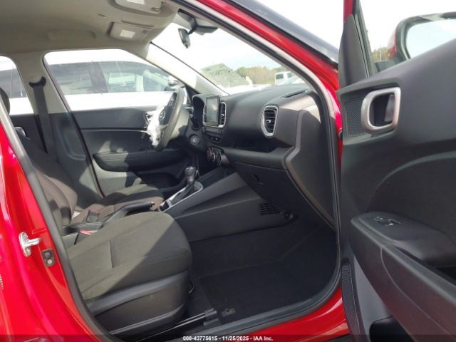 2022 HYUNDAI VENUE KMHRB8A37NU149526 Photo 4