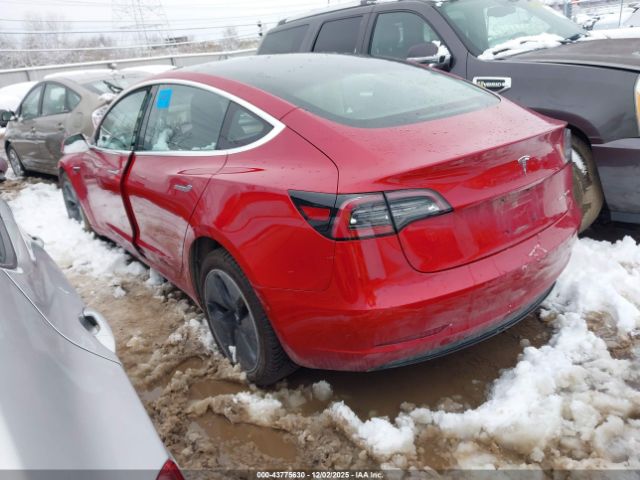 2018 TESLA MODEL 3 5YJ3E1EBXJF129719 Photo 2