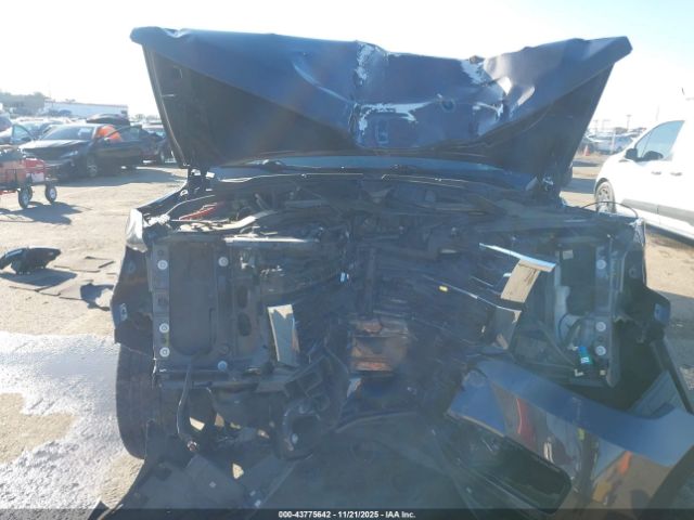 2018 CHEVROLET SUBURBAN 1GNSKHKC4JR311945 Photo 5