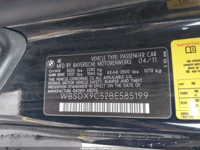2011 BMW M3 WBSDX9C52BE585199 Photo 8