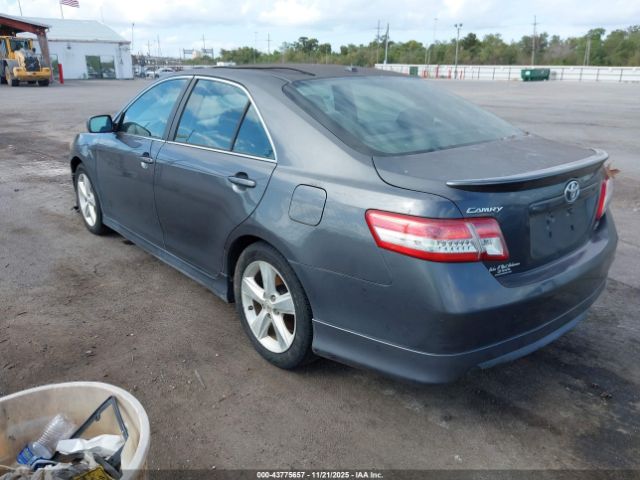 2011 TOYOTA CAMRY 4T1BF3EKXBU199987 Photo 2