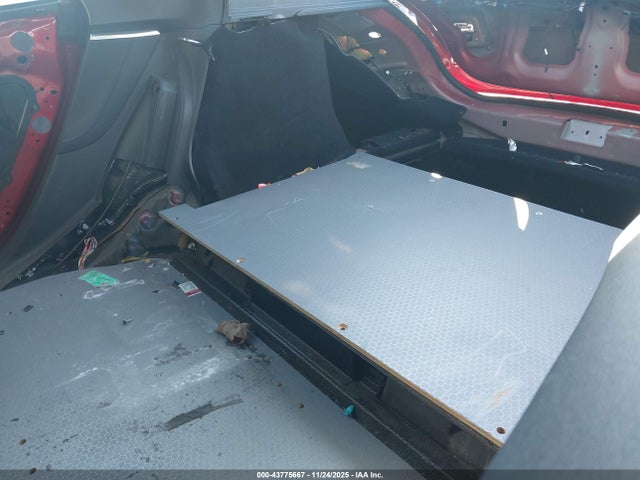 43775667 :رقم المزاد ، 5YJSA1H18FFP69395 vin ، 2015 Tesla Model S 60/70/85 مزاد بيع