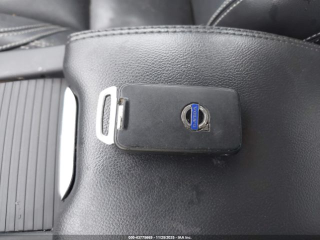 2017 VOLVO S60 YV140MTL2H2431612 Photo 10